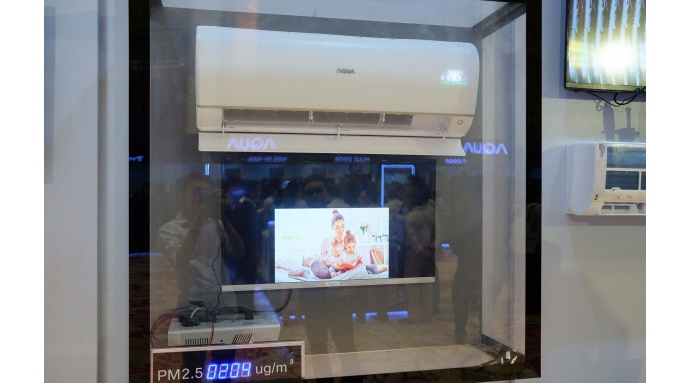 Máy lạnh Inverter AQUA 1HP AQA-KCHV10VIP