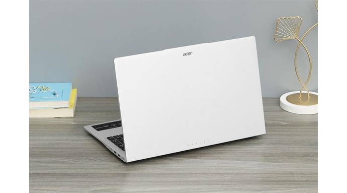 Laptop Acer Aspire Lite 15 AL15 71P 517D i5 12450H/16GB/512GB/Win11 (NX.J7KSV.001)