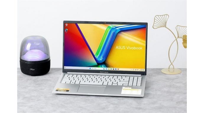 Laptop Asus Vivobook 15 X1504VA i3 1315U/8GB/512GB/Win11 (NJ1634W)