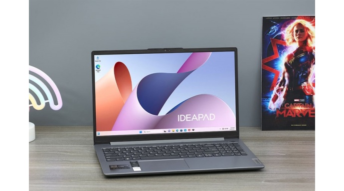 Laptop Lenovo Ideapad Slim 3 15AMN8 R5 7520U/16GB/512GB/Win11 (82XQ00J0VN)
