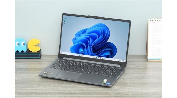 Laptop Lenovo Gaming LOQ Essential 15IAX9E i5 12450HX/16GB/512GB/4GB RTX2050/144Hz/Win11 (83LK000BVN)