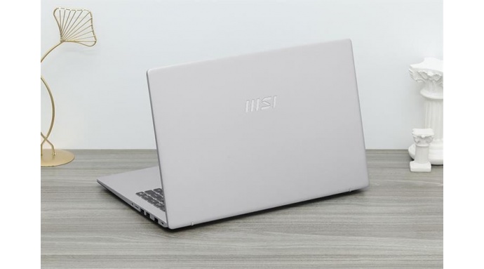 Laptop MSI Modern 15 F13MG i5 1335U/16GB/512GB/Win11 (082VN)