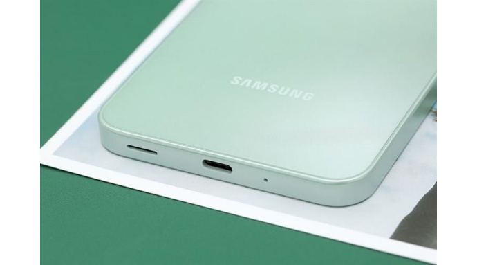 Điện thoại Samsung Galaxy A16 8GB/128GB