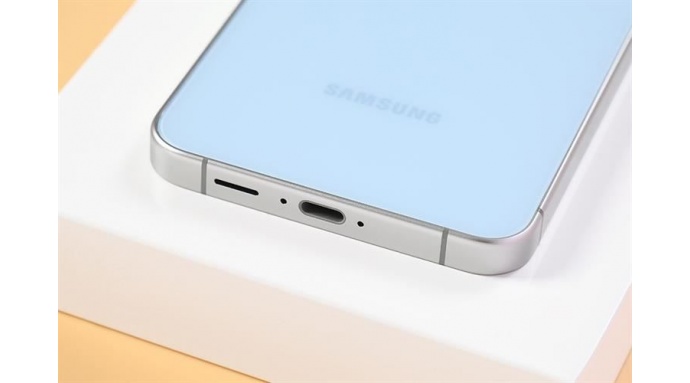 Điện thoại Samsung Galaxy S24 FE 5G 8GB/256GB